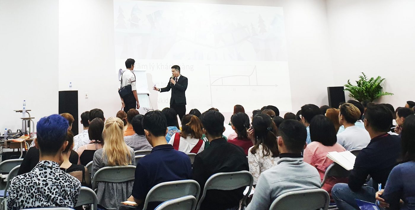 Lê Thành Hồng Quân, Master Income Coaching, Bí quyết tay trắng thành triệu phú